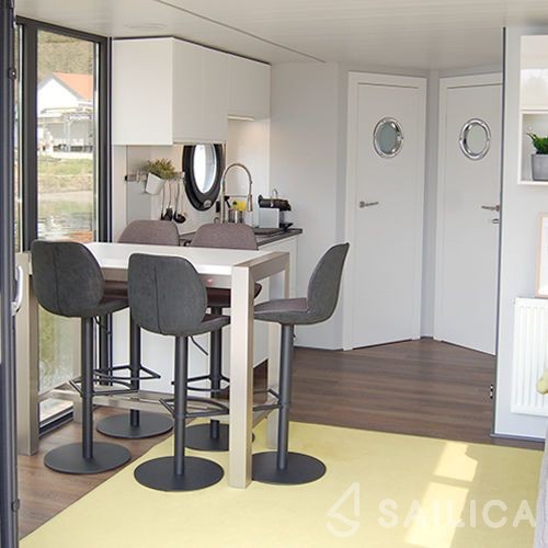 Houseboat Greenpartment - Yacht Charter Sailica