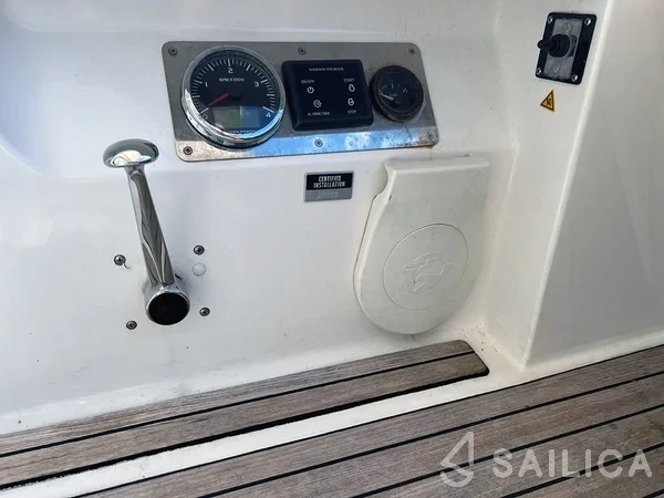 Bavaria 46 Cruiser - Yacht Charter Sailica