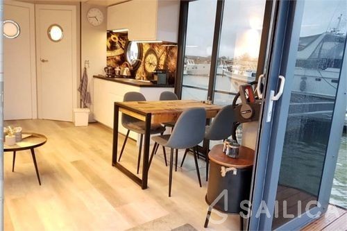 La Mare Apart L - Yacht Charter Sailica