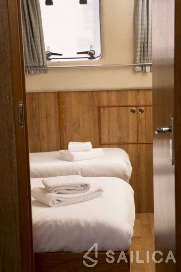 Le Boat Clipper - Yacht Charter Sailica