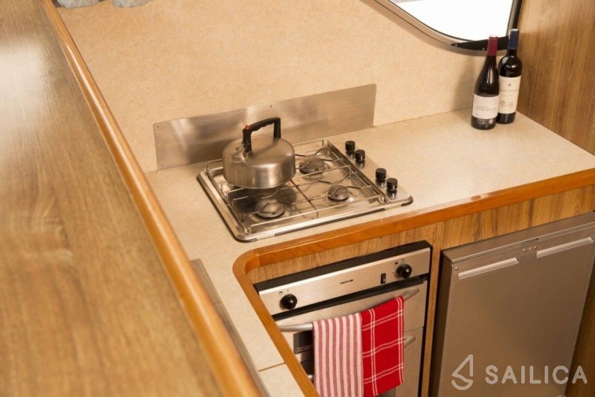 Le Boat Clipper - Yacht Charter Sailica