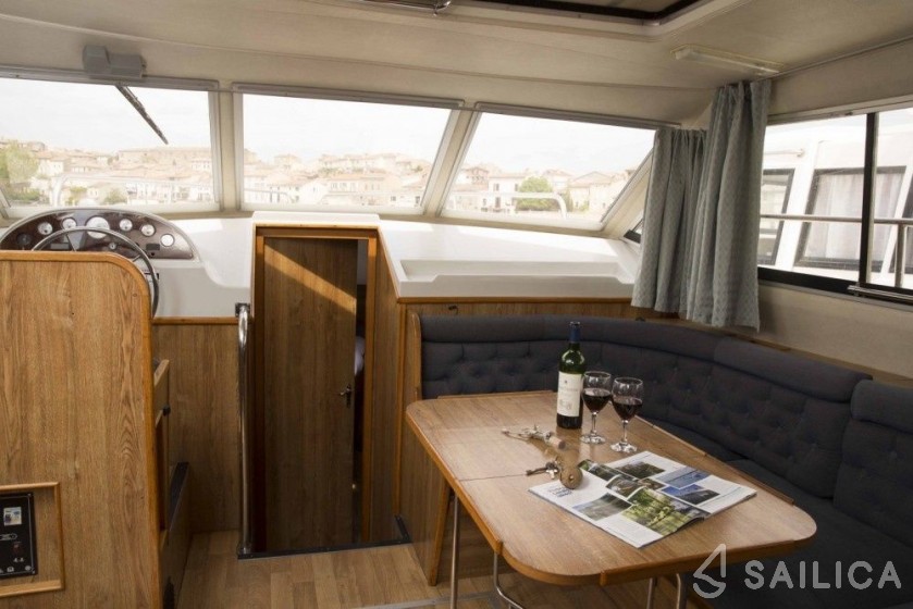 Le Boat Clipper - Yacht Charter Sailica