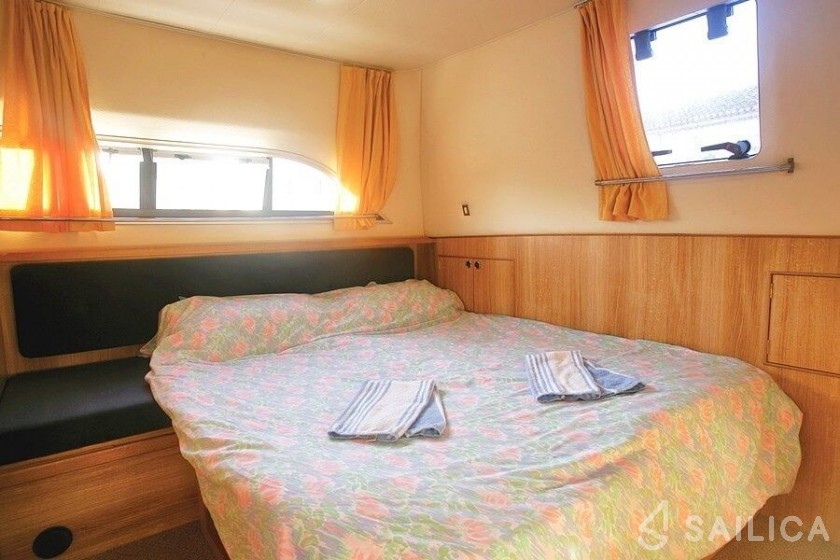 Le Boat Clipper - Yacht Charter Sailica