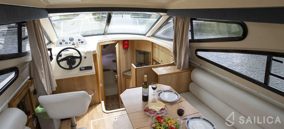 Le Boat Consul - Yacht Charter Sailica