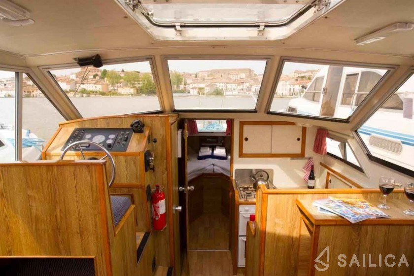 Le Boat Consul - Yacht Charter Sailica