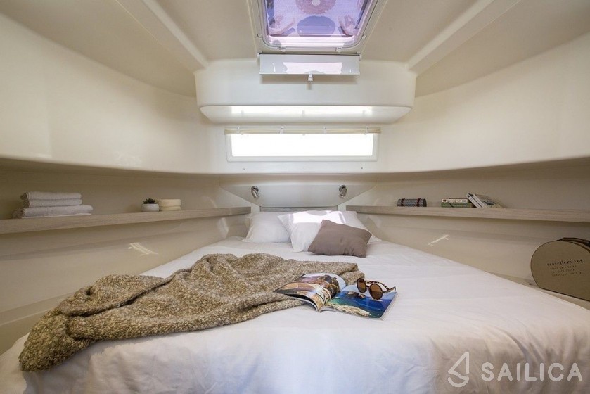 Le Boat Horizon 1 - Yacht Charter Sailica