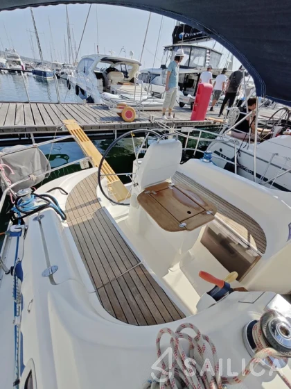 Bavaria 30 Cruiser - Yacht Charter Sailica