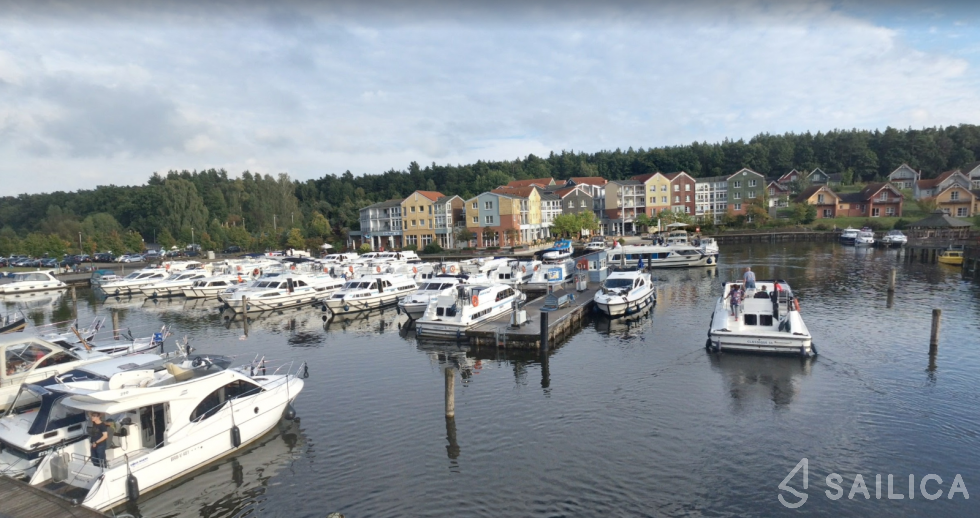 Le Boat Horizon 4 - Yacht Charter Sailica