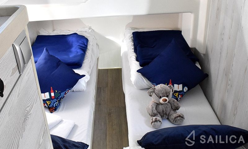 Le Boat Horizon 5 - Yacht Charter Sailica