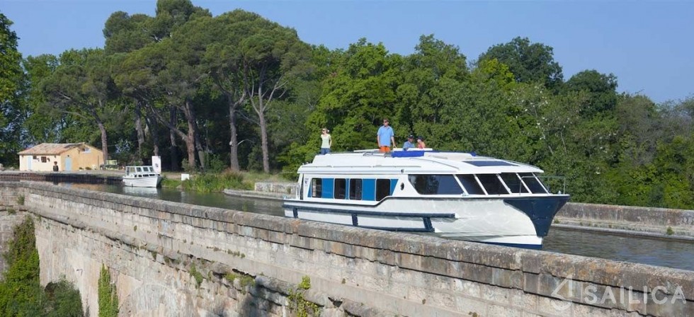 Le Boat Vision 3 - Yacht Charter Sailica