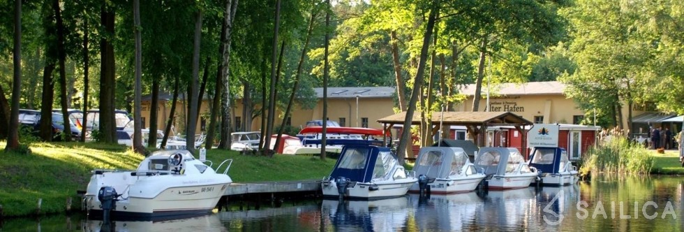 Linssen Dutch Sturdy 380 - Yacht Charter Sailica