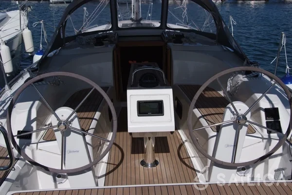 Bavaria 34 Cruiser - Yacht Charter Sailica