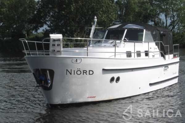 Passion 880 OC - Yacht Charter Sailica