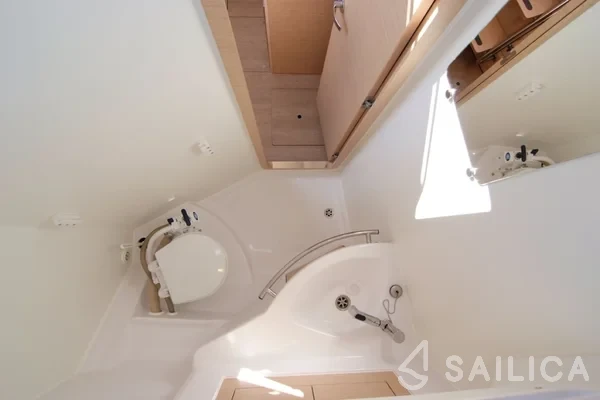 Elan 35 Impression - Yacht Charter Sailica