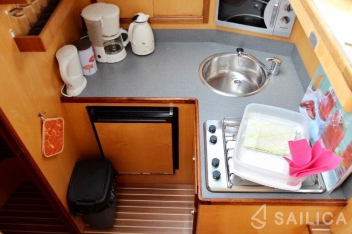 Proficiat 1200 - Yacht Charter Sailica