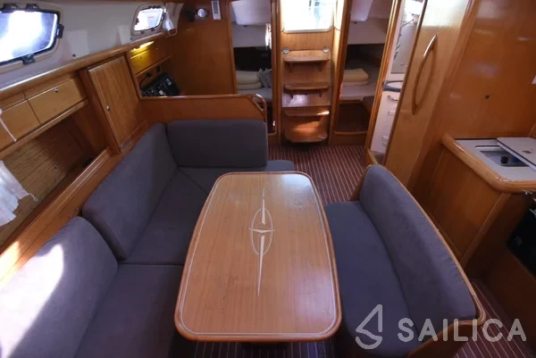Bavaria 42 Cruiser - Yacht Charter Sailica