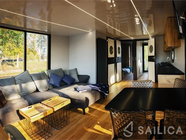 Campi 400 - Yacht Charter Sailica