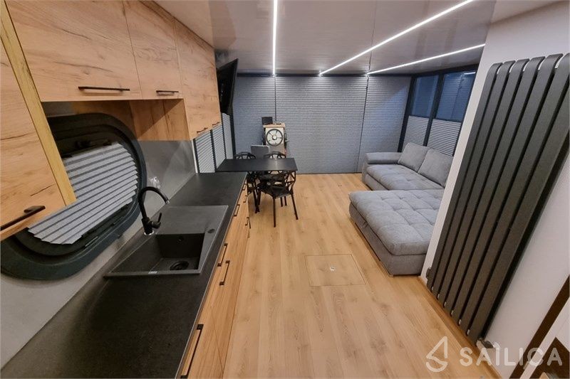 Campi 400 - Yacht Charter Sailica