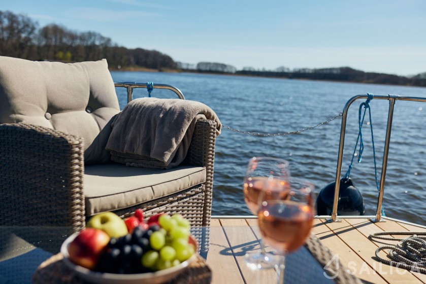 Rollyboot 8.2 - Yacht Charter Sailica