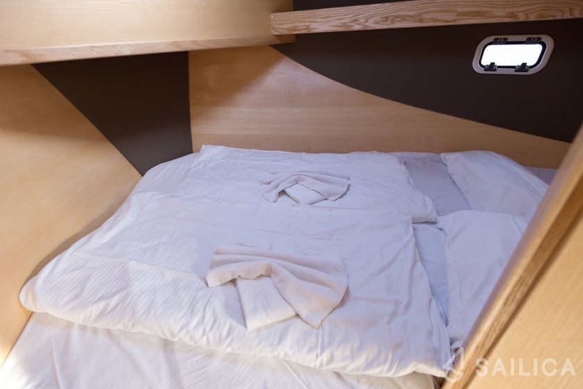 Stillo 30 - Yacht Charter Sailica