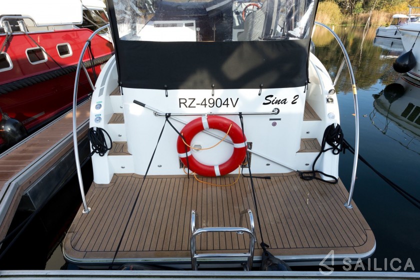 Stillo 30 - Yacht Charter Sailica