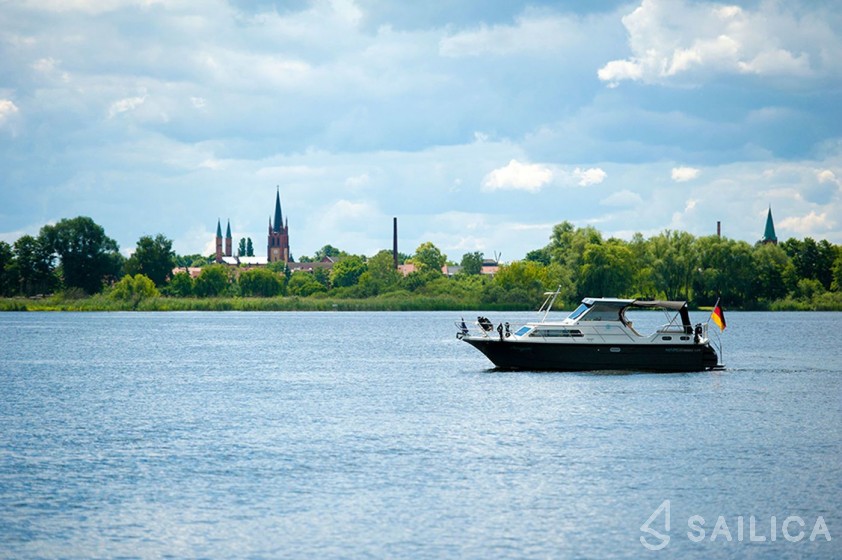 Succes Marco 860 AK - Yacht Charter Sailica