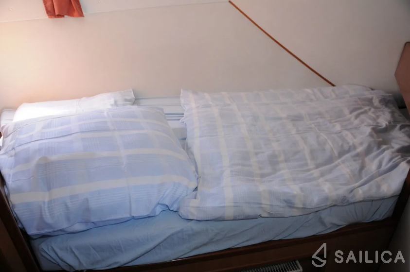 Tarpon 37 - Yacht Charter Sailica