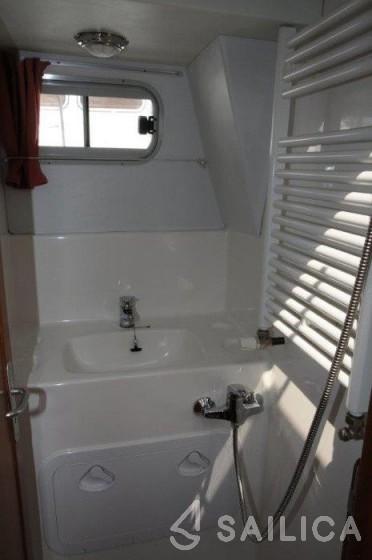 Tarpon 37 - Yacht Charter Sailica