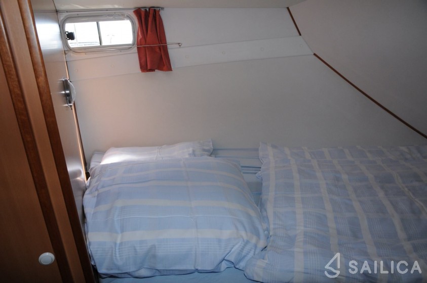 Tarpon 37 - Yacht Charter Sailica