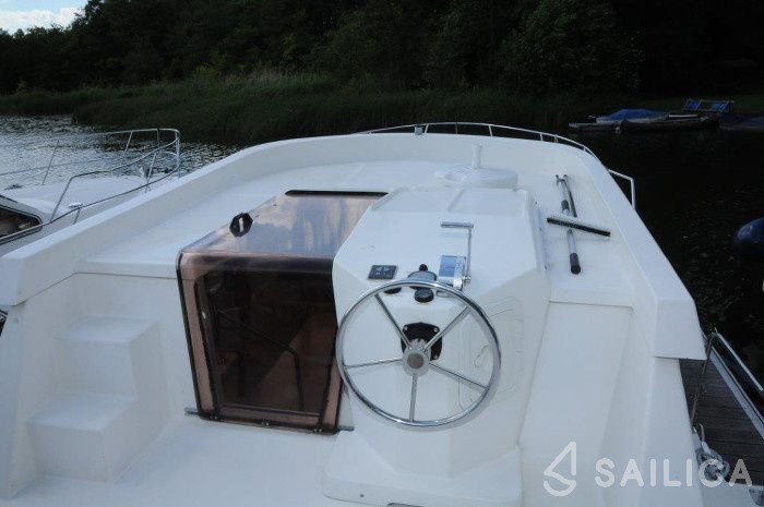 Tarpon 37 - Yacht Charter Sailica