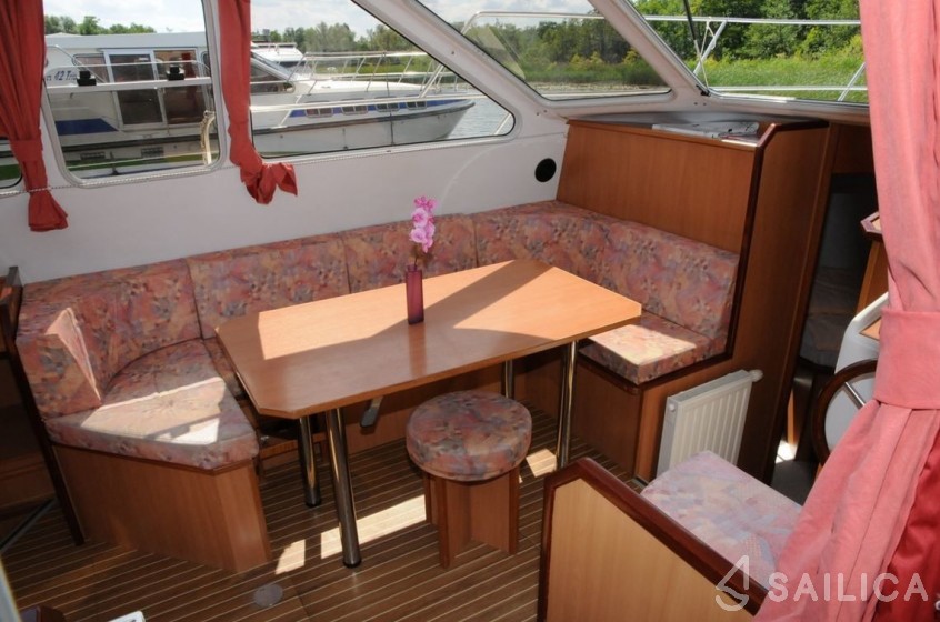 Tarpon 37 - Yacht Charter Sailica