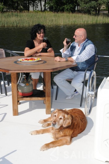 Tarpon 37 - Yacht Charter Sailica