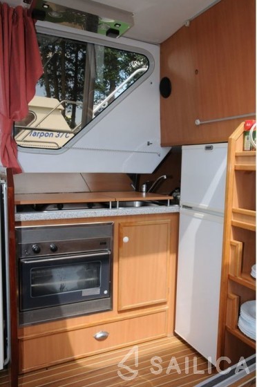 Tarpon 37 - Yacht Charter Sailica