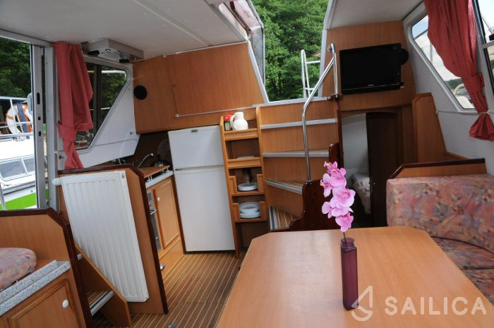 Tarpon 37 - Yacht Charter Sailica