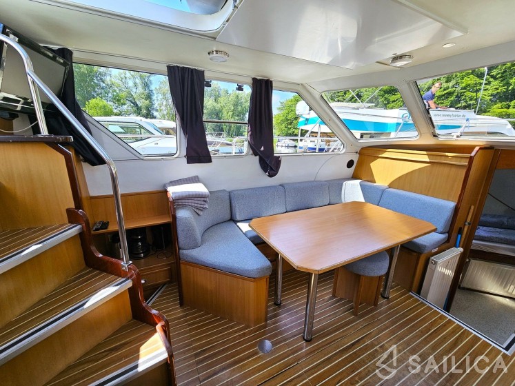 Tarpon 37 - Yacht Charter Sailica