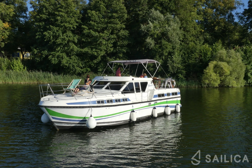 Tarpon 42 - Yacht Charter Sailica