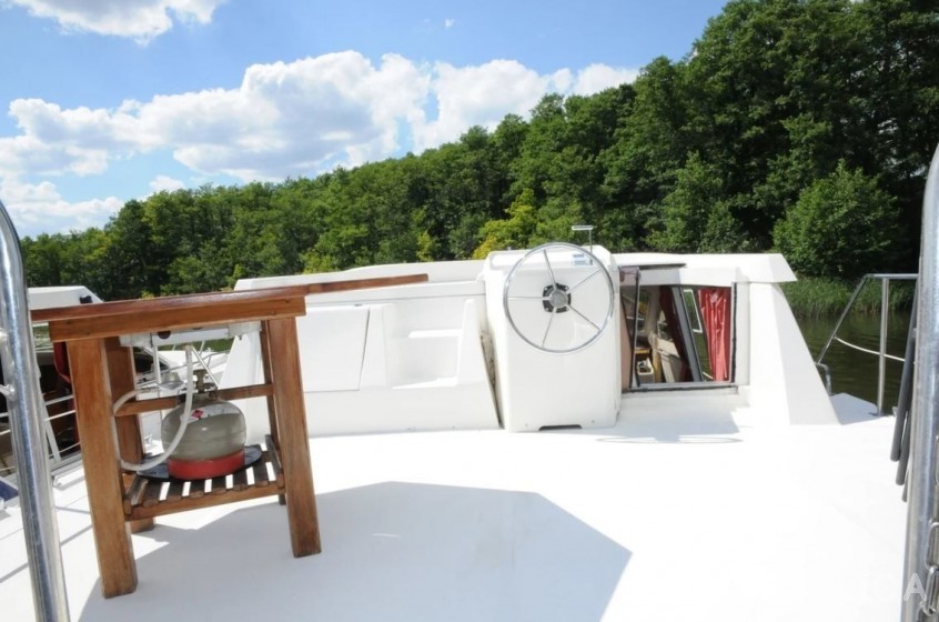 Tarpon 42 - Yacht Charter Sailica