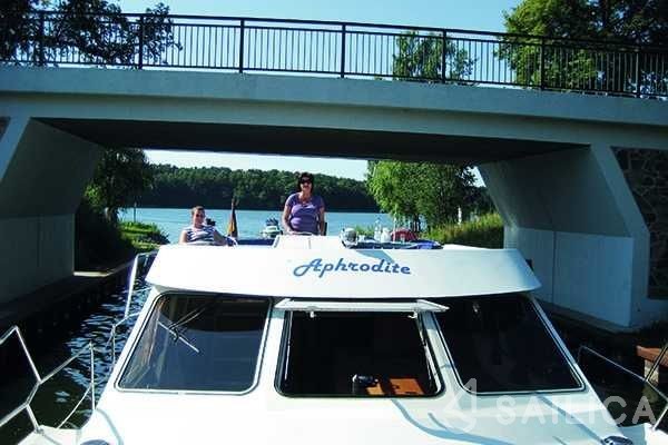 Tarpon 42 - Yacht Charter Sailica