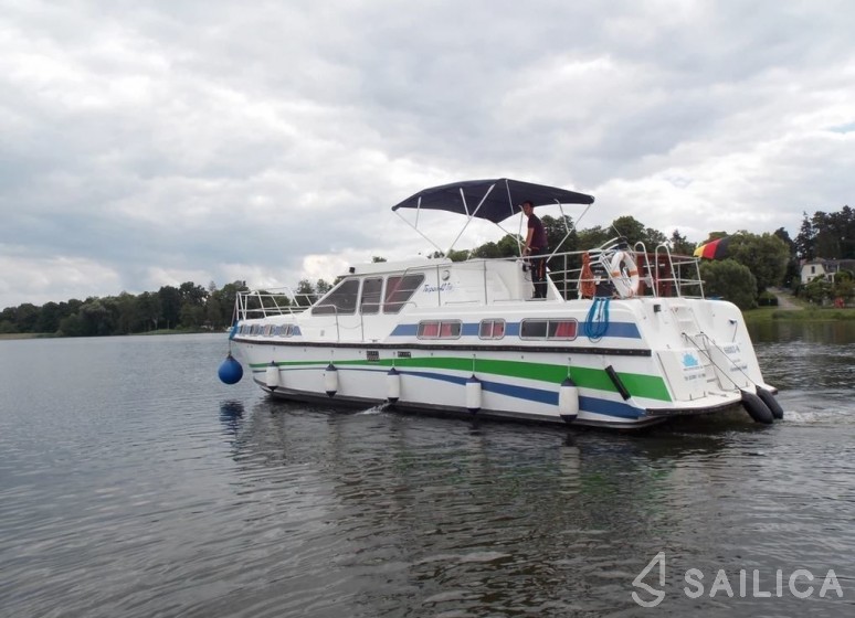 Tarpon 42 - Yacht Charter Sailica