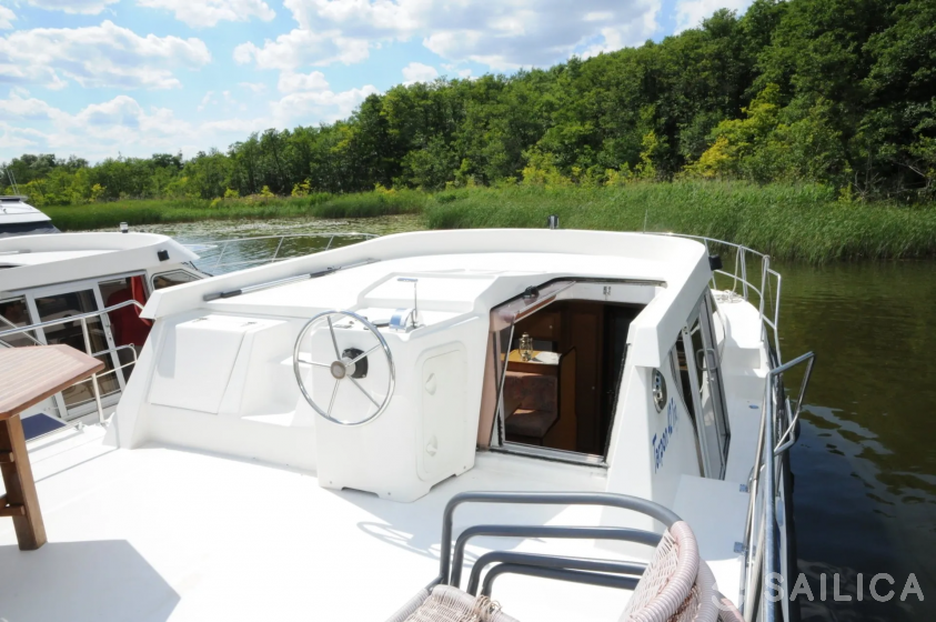 Tarpon 42 - Yacht Charter Sailica