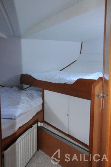 Tarpon 42 - Yacht Charter Sailica