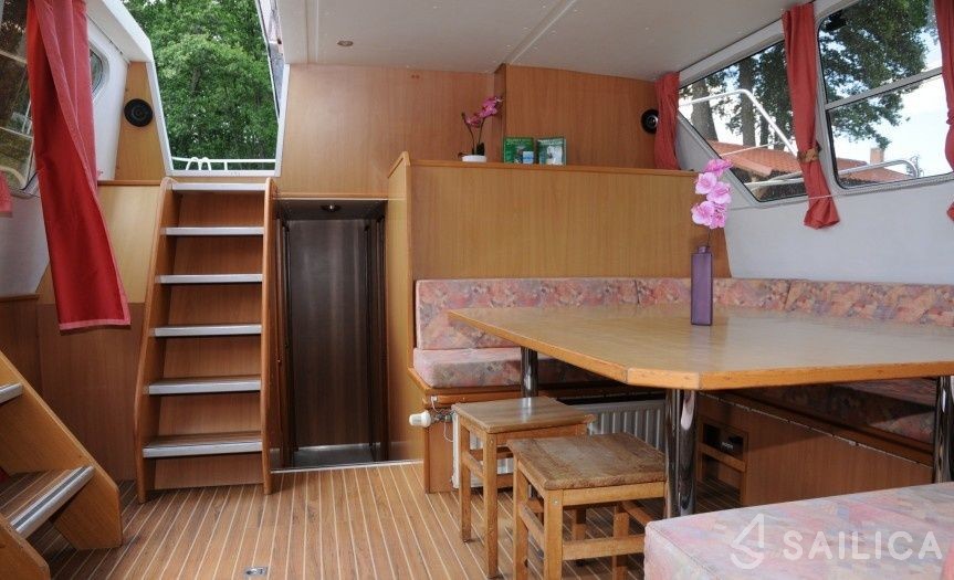 Tarpon 42 - Yacht Charter Sailica