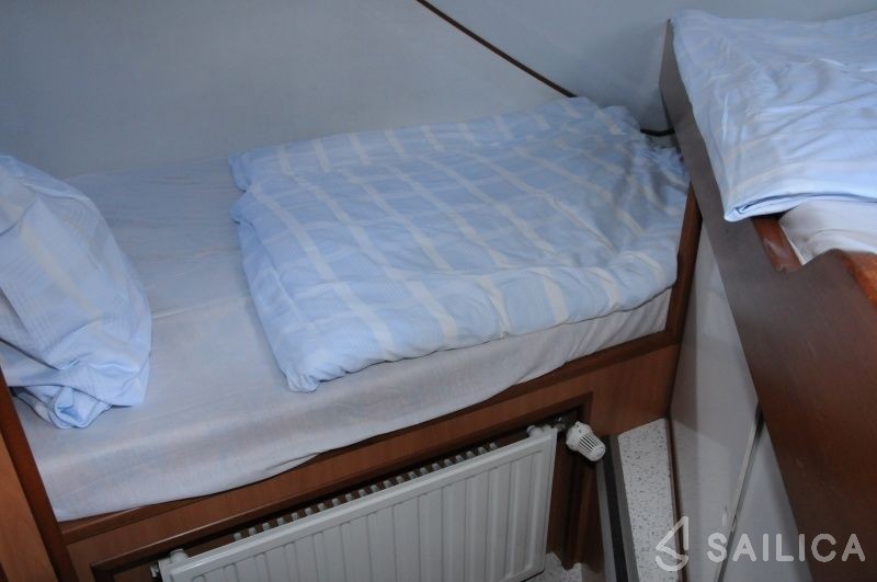 Tarpon 42 - Yacht Charter Sailica