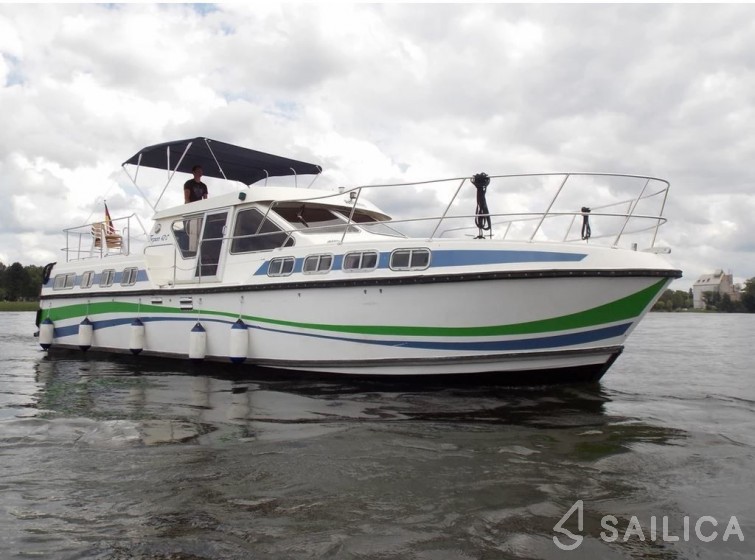 Tarpon 42 - Yacht Charter Sailica