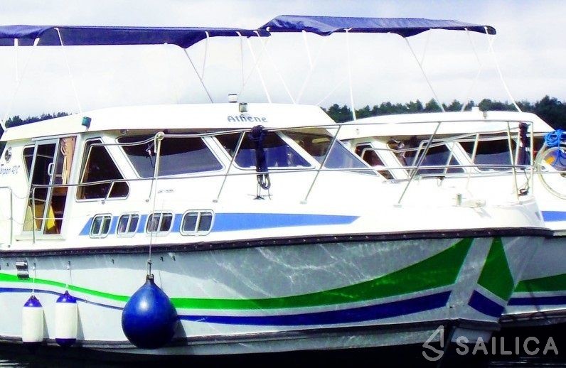 Tarpon 42 - Yacht Charter Sailica