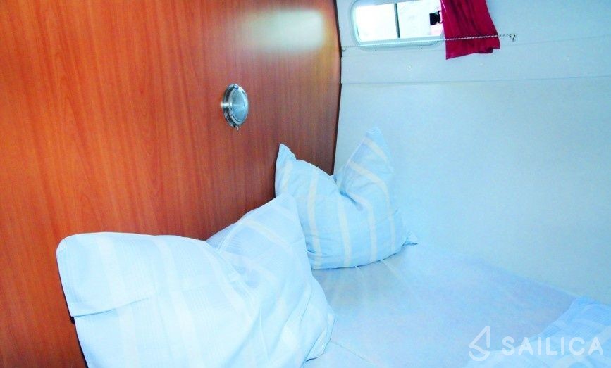 Tarpon 42 - Yacht Charter Sailica