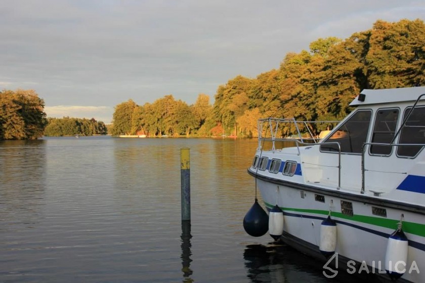 Tarpon 42 - Yacht Charter Sailica