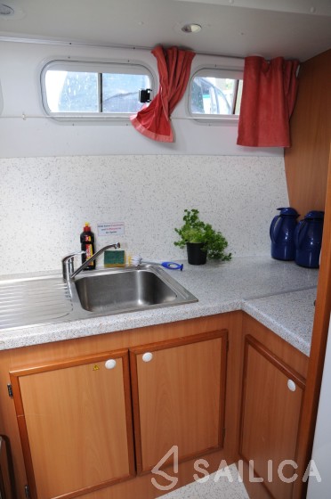 Tarpon 42 - Yacht Charter Sailica