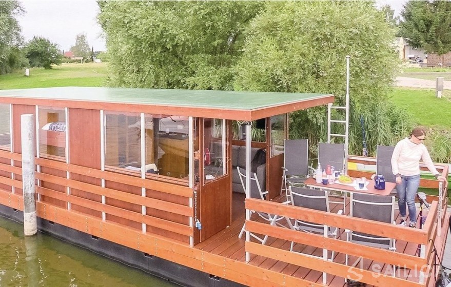 Tom Sawyer TS1000 - Yacht Charter Sailica