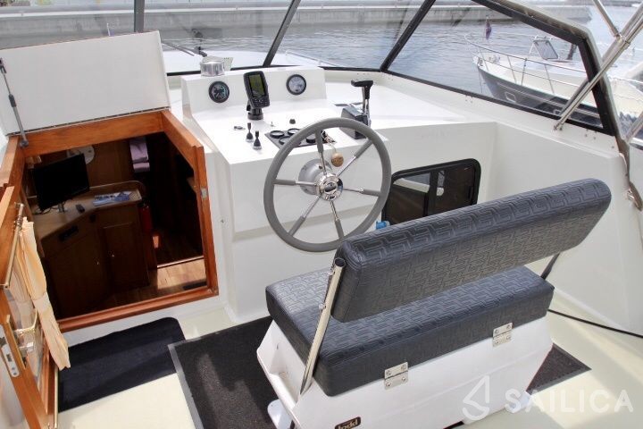 Vacance 1200 - Yacht Charter Sailica